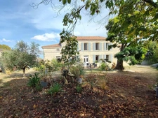 Maison de caractère, grands espaces et hangar XXL à la campagne 