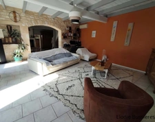Maison de caractère, grands espaces et hangar XXL à la campagne 