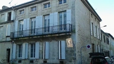 Ensemble immobilier déjà loué – Appartement 2 chambres + studio – Rochefort