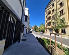 Grenoble/ Rue Joseph Bouchayer T2 lumineux et traversant Nord-Sud de 54 m², en étage, Balcon, Calme, Vue Montagne