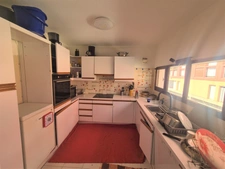 Appartement 7 pièces 147 m² à Grenoble – Dernier étage avec 2 terrasses sur parc et possibilité garage