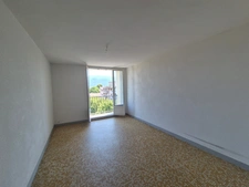  Achat Appartement T3 Grenoble – 3 Pièces Traversant Est-Ouest avec Balcon, Cave & Parking