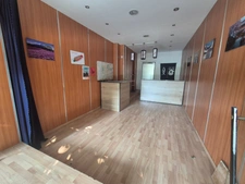 GRENOBLE – MURS COMMERCIAUX – VENDUS LIBRES
