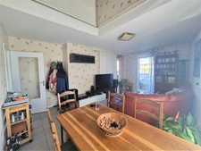 Apartment for sale: 4-bedroom duplex (93 sq m) in Grenoble - Jean Perrot area - quiet location with terrace and Belledonne views, garage.