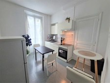 Appartement à vendre Grenoble – Secteur Berriat / Gare : Charmant T1 bis de 44 m² avec cachet de l'ancien, balcon, cave et galetas