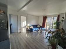 SOUS OFFRE D'ACHAT – T4 lumineux 61 m² avec balcons et parking  - Vivre au calme avec vue montagnes