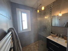 SOUS OFFRE D'ACHAT – T4 lumineux 61 m² avec balcons et parking  - Vivre au calme avec vue montagnes