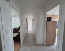 SOUS OFFRE D'ACHAT Eybens Secteur Résidentiel– T3 traversant Est/Ouest, vue montagne, en très bon état, loggia et cave