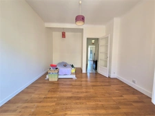 Grenoble/ Rue Joseph Bouchayer T2 lumineux et traversant Nord-Sud de 54 m², en étage, Balcon, Calme, Vue Montagne