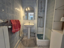 Grenoble – Eaux Claires | T4 modulable, lumineux, secteur ultra pratique – Garage - Etage