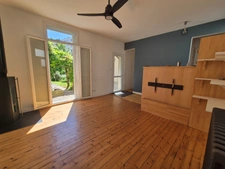 The charm and character of a renovated townhouse - Grenoble - Flaubert district - Quiet garden of approximately 200m²