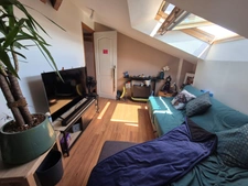 T3 Lumineux en Dernier Étage – Petite Copropriété à Faibles Charges – Saint-Étienne-de-Saint-Geoirs