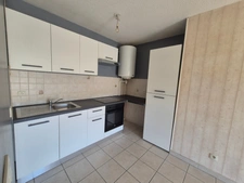 SOUS OFFRE D'ACHAT APPARTEMENT T2 SAINT-MARTIN-D'HÈRES | Vente 2 Pièces avec Terrasse Plein Sud & Cave | Proche Campus Universitaire, Tramway & Commerces – Idéal Étudiant & Pied-à-terre