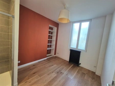 The charm and character of a renovated townhouse - Grenoble - Flaubert district - Quiet garden of approximately 200m²