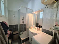 Appartement à vendre Grenoble – Secteur Berriat / Gare : Charmant T1 bis de 44 m² avec cachet de l'ancien, balcon, cave et galetas