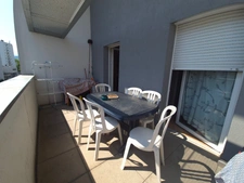 Apartment for sale: 4-bedroom duplex (93 sq m) in Grenoble - Jean Perrot area - quiet location with terrace and Belledonne views, garage.
