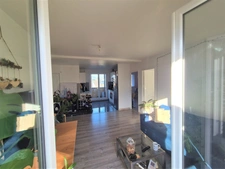SOUS OFFRE D'ACHAT – T4 lumineux 61 m² avec balcons et parking  - Vivre au calme avec vue montagnes