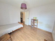 Apartment for sale: 4-bedroom duplex (93 sq m) in Grenoble - Jean Perrot area - quiet location with terrace and Belledonne views, garage.