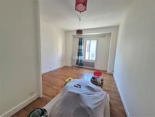 Grenoble/ Rue Joseph Bouchayer T2 lumineux et traversant Nord-Sud de 54 m², en étage, Balcon, Calme, Vue Montagne