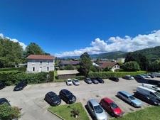 SOUS OFFRE D'ACHAT T3 lumineux 53 m² avec balcon et parking - Vivre au calme avec vue montagnes - Pas d'encadrement des loyers