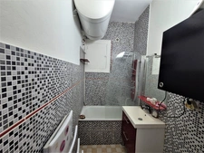 Grenoble/ Rue Joseph Bouchayer T2 lumineux et traversant Nord-Sud de 54 m², en étage, Balcon, Calme, Vue Montagne