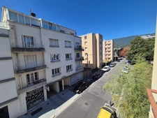 Grenoble/ Rue Joseph Bouchayer T2 lumineux et traversant Nord-Sud de 54 m², en étage, Balcon, Calme, Vue Montagne
