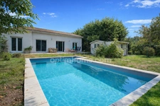 ? Maison familiale avec piscine – Opportunité à saisir à Saucats