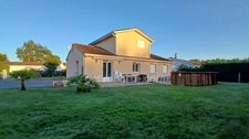 🏡 À vendre : Maison familiale agréable et confortable proche du lac d’Hourtin 🌊