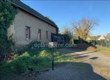 Rare ! Longère à Rénover Totalement à proximité du Centre de Châteaugiron (35410)