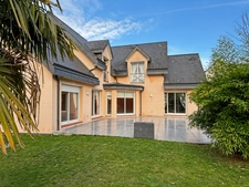 Le Mesnil Esnard Maison 6 pièces - 228 m2 - Terrain 1331 m2