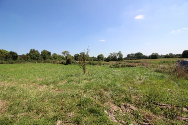 Mesnières en Bray Terrain à bâtir de 1953 m2
