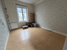 Bien rare à la vente à CARENTAN (50)