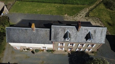 ✨ Longère rénovée avec fort potentiel – 15 000 m² de terrain – Idéal gîtes / projet touristique SAINT FROMOND (50)