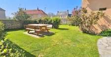 🌿 LES OUBEAUX (14230) – Domaine de charme avec chambres d’hôtes, roulotte et plus de 2,2 hectares