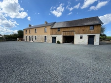 🏡 Maison en pierre et masse entièrement rénovée avec dépendance MÉAUTIS (50)