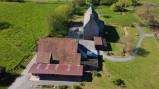🏡 PROPRIÉTÉ ÉQUESTRE DE CARACTÈRE – 3,3 HECTARES – HABITATION + GÎTE + DÉPENDANCES  LE DEZERT (50)