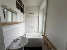 Ancienne école à rénover – Fort potentiel de création de logements – SOULLES (50)