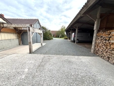 # MÉAUTIS (50) – PROPRIÉTÉ DE CARACTÈRE AVEC PLUS DE 900 M² DE BÂTIMENTS – IDÉALE POUR ENTREPRENEUR