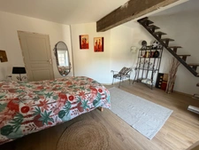 Corps de ferme avec maison rénovée, gîte et nombreuses dépendances sur près de 3 hectares LA HAYE DU PUITS (50)