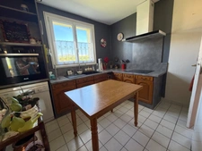 🏡 Pavillon sur sous-sol complet – 2 chambres + potentiel 3ème –  AGNEAUX (50)