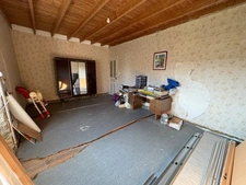 🏡 Ancien corps de ferme à Carantilly – charme, espace et potentiel réunis (50)