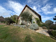 MAISON COUP DE CŒUR DE 230 M², 5 CHAMBRES ET 2,4 HECTARES CARANTILLY (50)