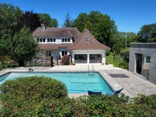 🌳✨ PROPRIÉTÉ D’EXCEPTION AVEC PISCINE ET PARC ARBORÉ AUX PORTES DE SAINTE-MÈRE-ÉGLISE (50) ✨🌳