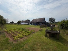 À quelques minutes de Périers – Propriété avec habitation familiale, hangar professionnel et bureaux sur 4 104 m² (50)