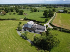 🏡 Maison en pierre et masse entièrement rénovée avec dépendance MÉAUTIS (50)