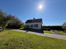 🏡 PROPRIÉTÉ ÉQUESTRE DE CARACTÈRE – 3,3 HECTARES – HABITATION + GÎTE + DÉPENDANCES  LE DEZERT (50)