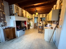 🏡 Cerisy-la-Salle – Maison mitoyenne d’un côté, 126 m² + dépendance de 54 m² (50)