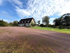 MAISON COUP DE CŒUR DE 230 M², 5 CHAMBRES ET 2,4 HECTARES CARANTILLY (50)