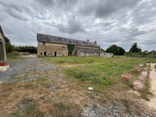 Ancien corps de ferme réhabilité avec dépendances – (10 km de Carentan) – 13 202 m² de terrain SAINT ANDRE DE BOHON (50)