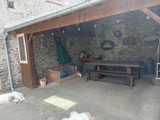 Corps de ferme avec maison rénovée, gîte et nombreuses dépendances sur près de 3 hectares LA HAYE DU PUITS (50)